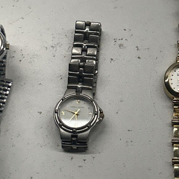 Bundle Of 21 Untested Watches - Mix Of Vintage And Smart Watches - Picture 11 of 16